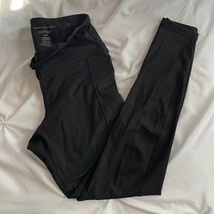 American Eagle The Everything Pocket Legging in Black
